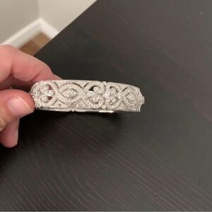 Elegant Silver Bracelet with crystals